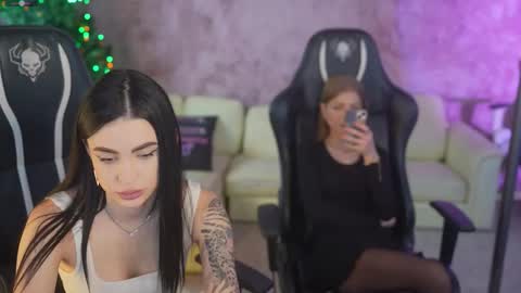 Diamonds Girls online show from January 16, 9:35 am