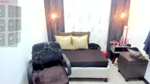 BRIGITTE online show from February 19, 4:11 pm