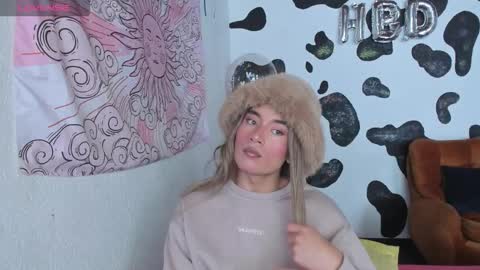 bri online show from November 24, 1:44 pm