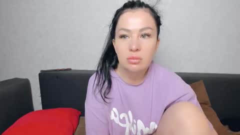 Snapshot of brilliantegirl_ chatting on September 18, 7:21 am brilliantegirl_ online show from September 18, 7:21 am