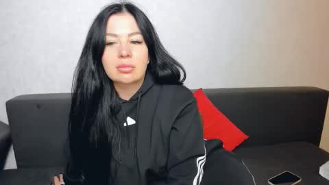 Snapshot of brilliantegirl_ chatting on October 12, 7:51 am brilliantegirl_ online show from October 12, 7:51 am