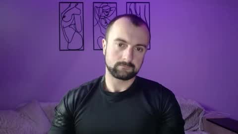 brindlefly69 online show from December 6, 11:44 am