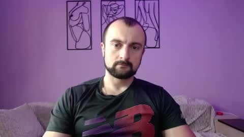 brindlefly69 online show from December 16, 11:33 am