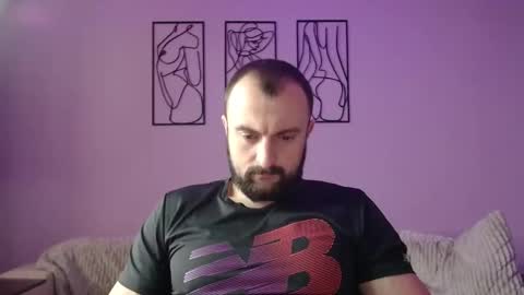 brindlefly69 online show from January 4, 11:43 am