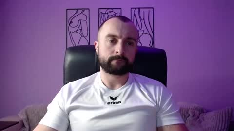 brindlefly69 online show from January 30, 11:44 am