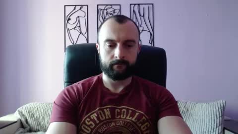 brindlefly69 online show from February 8, 11:44 am