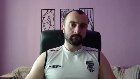 brindlefly69 online show from February 13, 11:17 am