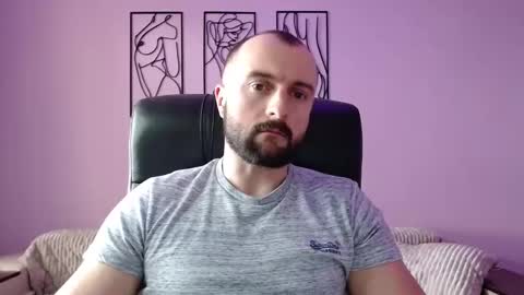 brindlefly69 online show from February 25, 11:41 am