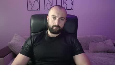 brindlefly69 online show from September 27, 11:26 am