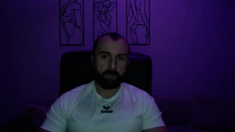 brindlefly69 online show from October 15, 11:21 am