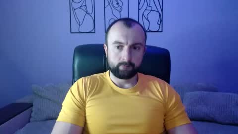 brindlefly69 online show from February 19, 11:28 am