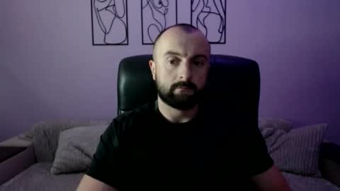 Snapshot of brindlefly69 chatting on May 25, 10:43 am brindlefly69 online show from May 25, 10:43 am