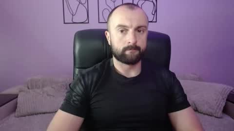 Snapshot of brindlefly69 chatting on May 29, 10:35 am brindlefly69 online show from May 29, 10:35 am