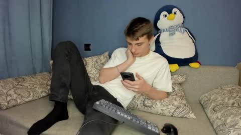 bristlebback online show from May 3, 4:24 pm