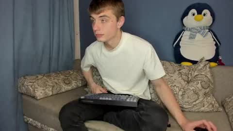 bristlebback online show from May 9, 5:07 pm