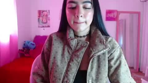Snapshot of britannie_ chatting on July 14, 4:13 pm britannie_ online show from July 14, 4:13 pm