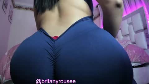 Snapshot of britanyrousee chatting on July 21, 11:40 pm Emily online show from July 21, 11:40 pm
