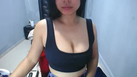 britanyx1 online show from February 19, 1:29 pm