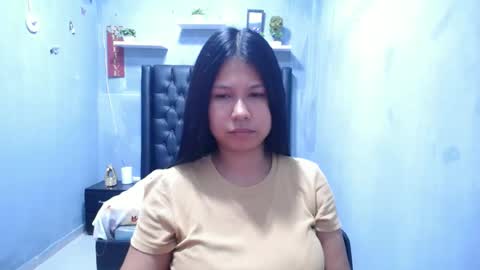 Snapshot of britanyx1 chatting on May 11, 2:45 pm britanyx1 online show from May 11, 2:45 pm