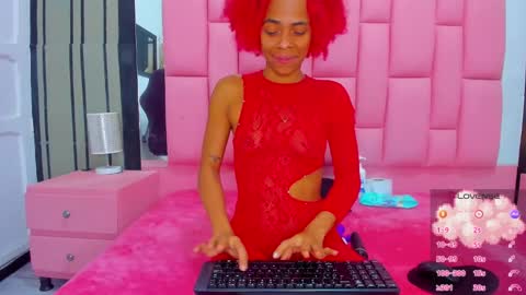 Snapshot of brithanyslim chatting on February 14, 8:05 pm brithanyslim online show from February 14, 8:05 pm