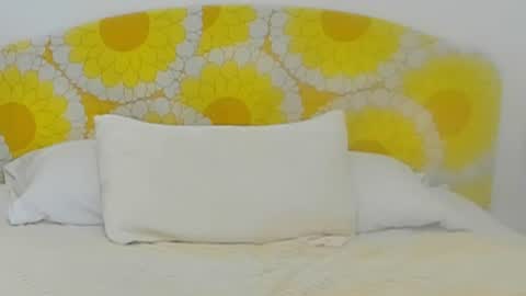 Penelope online show from June 26, 3:33 am