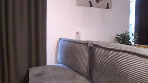 britishtease69 online show from December 10, 9:55 am