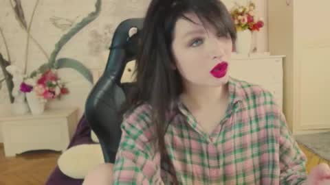 britneybarker online show from February 18, 9:55 pm