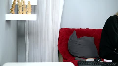 britneyhudson online show from December 25, 9:24 am