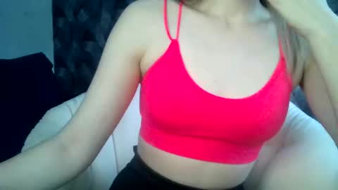 Snapshot of britneykittens chatting on January 9, 3:47 am BritneyKittens online show from January 9, 3:47 am