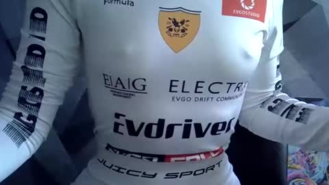 Snapshot of britneykittens chatting on November 8, 4:45 am BritneyKittens online show from November 8, 4:45 am