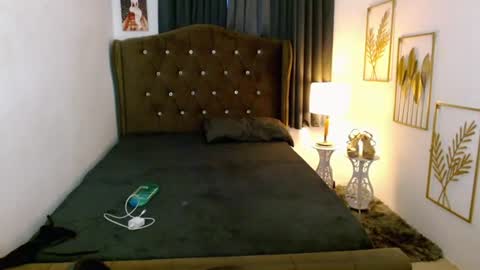 Amanda online show from June 28, 5:02 am