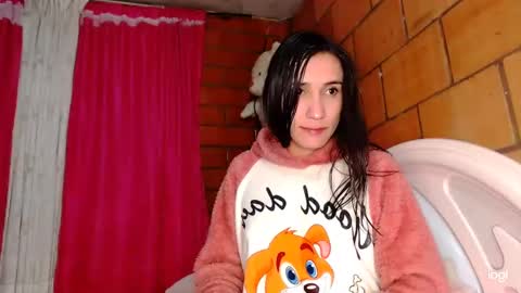 Snapshot of brittany_tempation97 chatting on January 6, 6:25 am Julieth Sofa Rincn Amador online show from January 6, 6:25 am