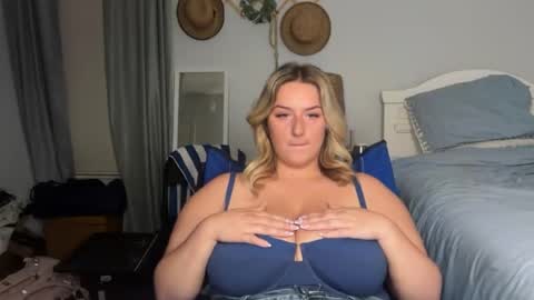 Snapshot of brittanywantsu chatting on July 11, 3:09 am brittanywantsu online show from July 11, 3:09 am