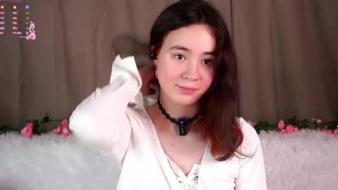 Lina online show from February 7, 11:25 am