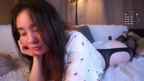Lina online show from April 29, 5:30 pm