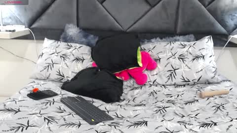 Briyith Gonza online show from January 14, 3:11 am