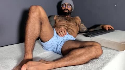 brockhurn_ online show from December 17, 11:11 pm