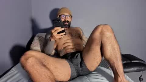 brockhurn_ online show from June 28, 1:39 pm