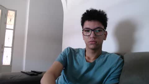 Snapshot of brocklow chatting on February 14, 1:51 pm Derek Richard online show from February 14, 1:51 pm