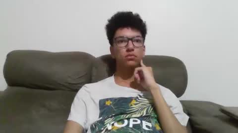 Snapshot of brocklow chatting on March 10, 1:23 am Derek Richard online show from March 10, 1:23 am