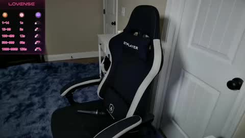 Snapshot of brookebee27 chatting on February 28, 3:26 am brookebee online show from February 28, 3:26 am