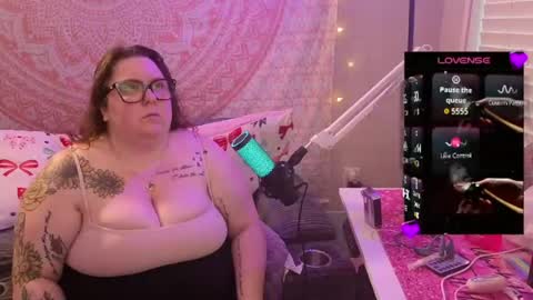 Snapshot of brookenicole3 chatting on May 11, 8:50 pm Madam Brooke online show from May 11, 8:50 pm