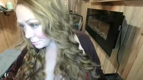 Snapshot of brookeride chatting on January 6, 12:42 pm BrookeRide online show from January 6, 12:42 pm