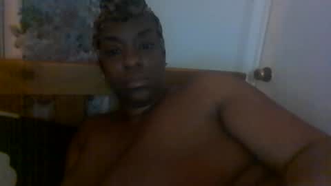 Snapshot of brooklyninfinity chatting on May 6, 8:19 am brooklyninfinity online show from May 6, 8:19 am