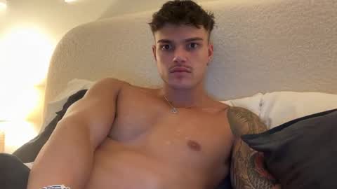 BrooklynTay online show from February 13, 10:00 am