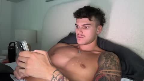 BrooklynTay online show from February 15, 4:53 am