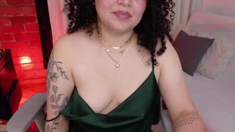 Snapshot of broonte chatting on May 27, 1:57 am Miss online show from May 27, 1:57 am