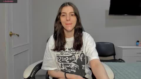 broosnica1 online show from December 23, 7:06 am