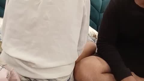 Snapshot of brown_chocolatecouple chatting on November 15, 2:53 am Chocolate couple online show from November 15, 2:53 am