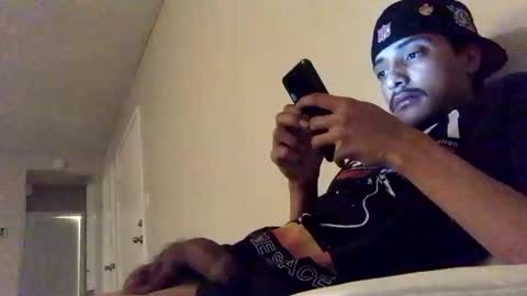 Snapshot of brownmamba97 chatting on February 12, 5:37 am Dickens cider97 online show from February 12, 5:37 am